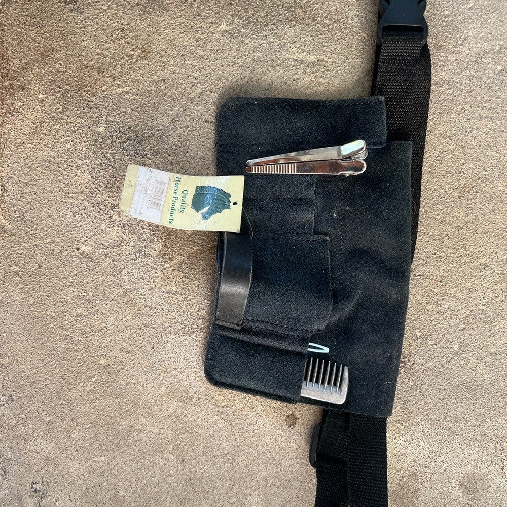 Suede braiding/banding waist pack kit - for horses